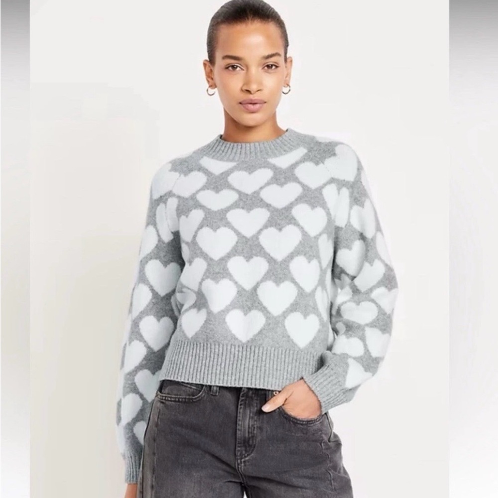 Old Navy Women’s SoSoft Loose Valentine Hearts Sweater Metallic - Small Tall